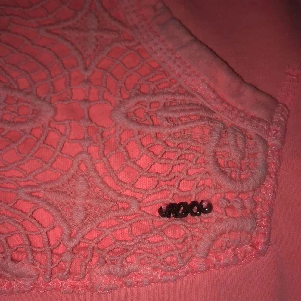 ROXY zip up sweatshirt hoodie,crocheted pocket detail, rope pull strings size M - Picture 3 of 10